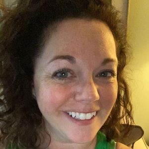 Meet your Posher, Laura